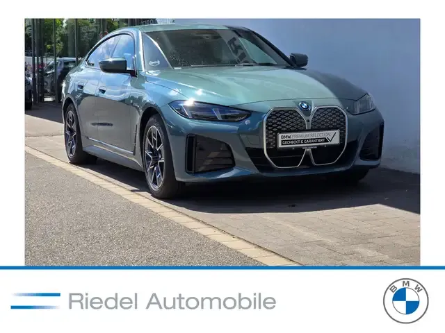 BMW i4
