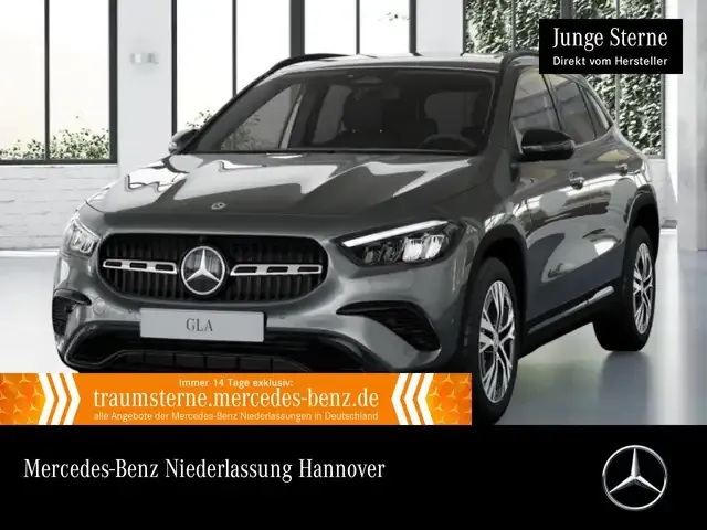 Mercedes-Benz GLA 220