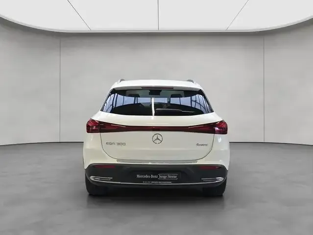 Mercedes-Benz EQA 300