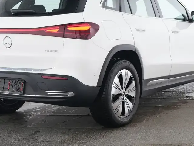 Mercedes-Benz EQA 300
