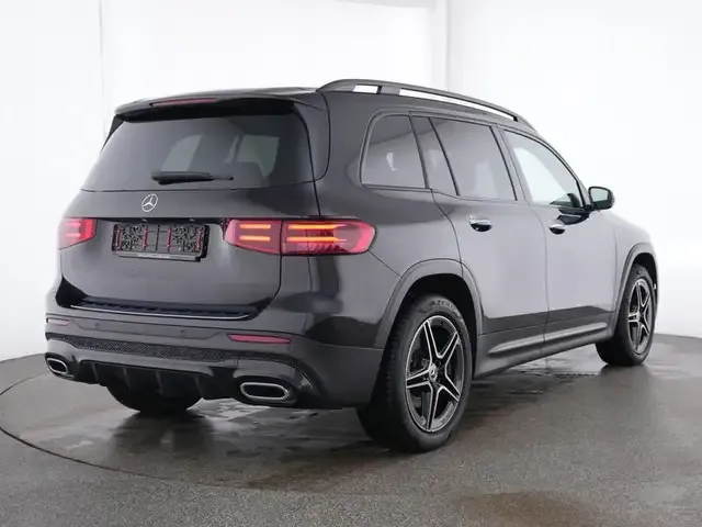 Mercedes-Benz GLB 250