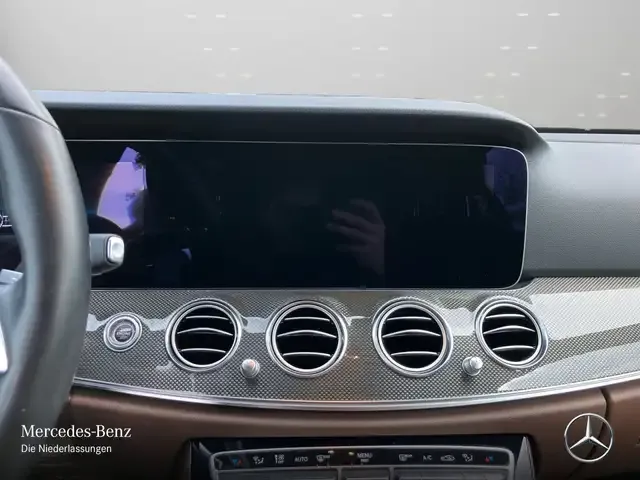 Mercedes-Benz E 400
