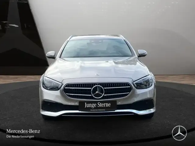 Mercedes-Benz E 400