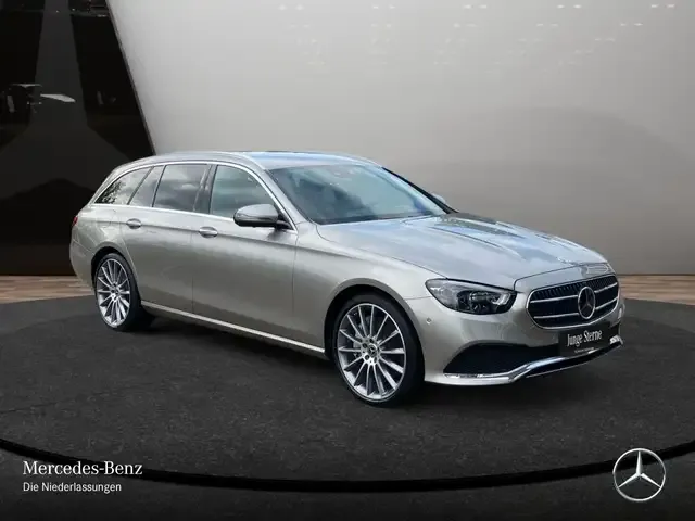 Mercedes-Benz E 400