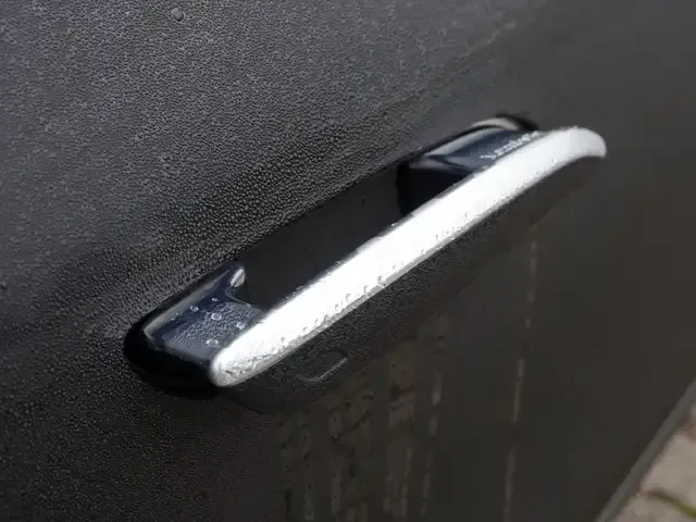 Mercedes-Benz EQE 43