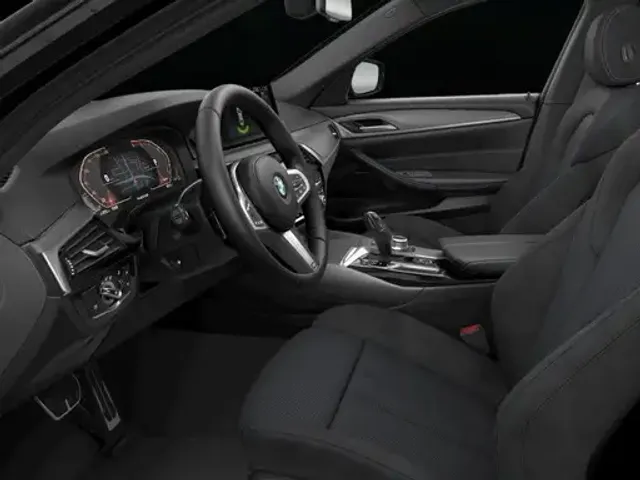 BMW 530