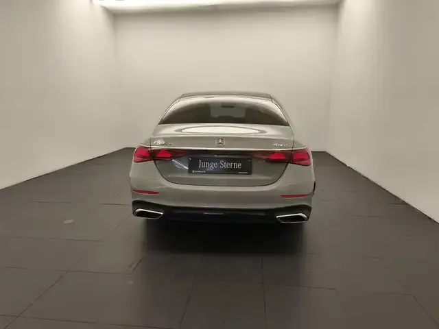 Mercedes-Benz E 400