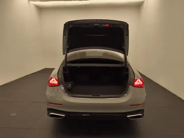 Mercedes-Benz E 400