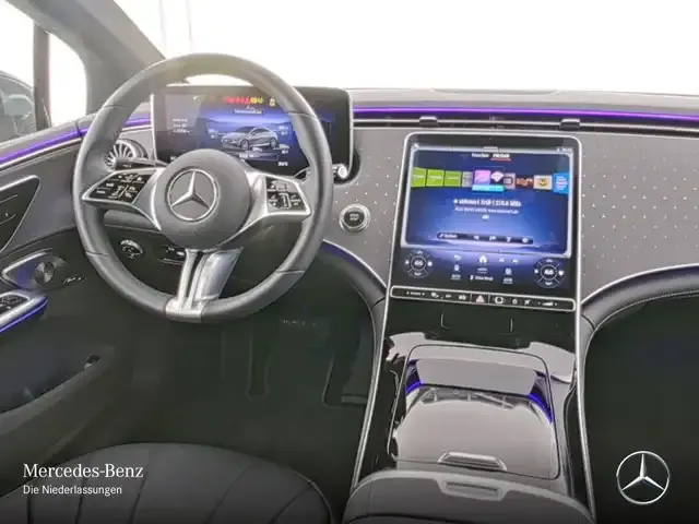 Mercedes-Benz EQE 300