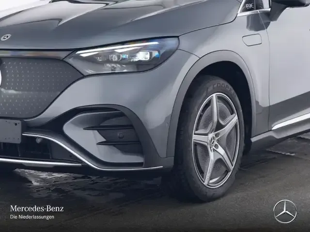Mercedes-Benz EQE SUV