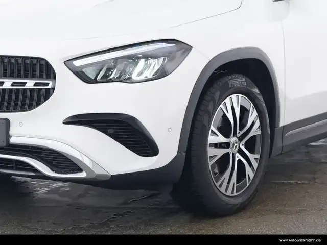 Mercedes-Benz GLA 180