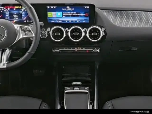 Mercedes-Benz GLA 180