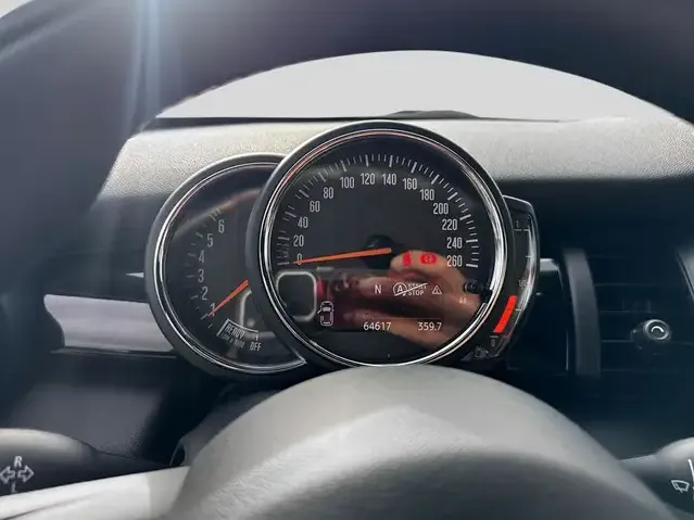 MINI Cooper Cabrio
