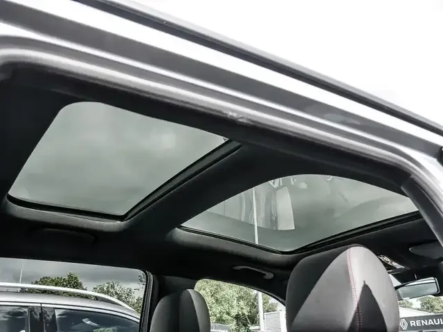 Mercedes-Benz EQB 300