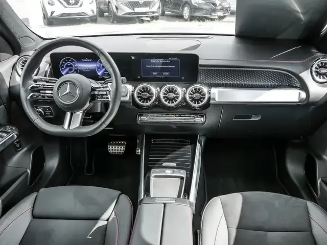 Mercedes-Benz EQB 300