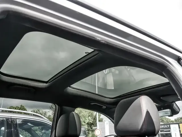 Mercedes-Benz EQB 300