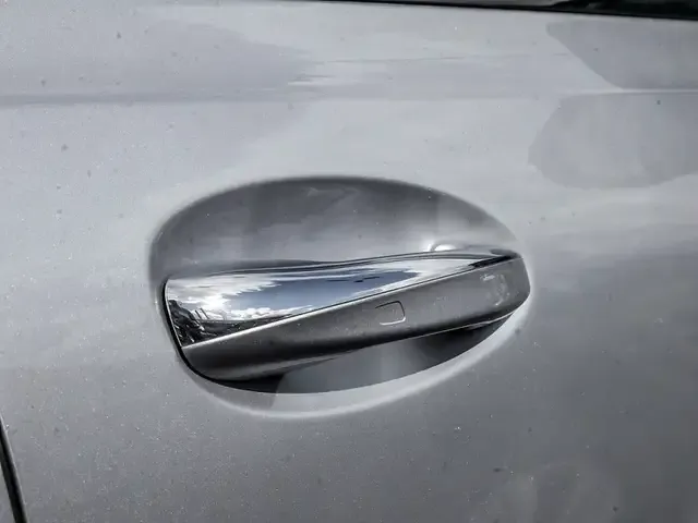 Mercedes-Benz EQB 300
