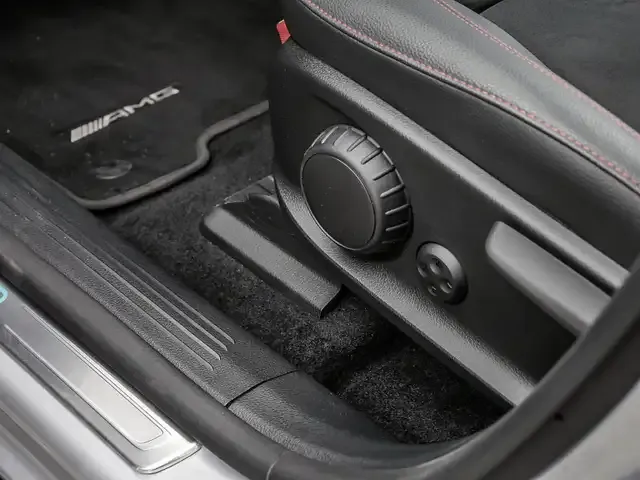 Mercedes-Benz EQB 300
