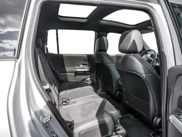 Mercedes-Benz EQB 300