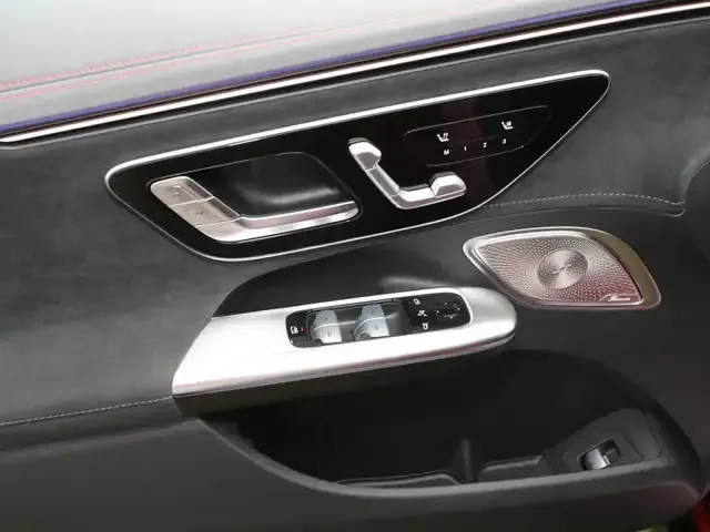Mercedes-Benz EQE 53