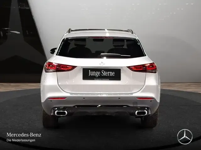 Mercedes-Benz GLA 250