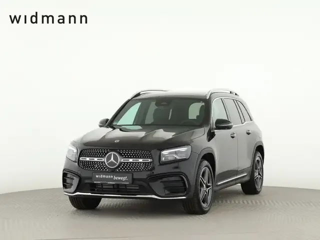 Mercedes-Benz GLB 220