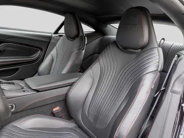 Aston Martin DB11