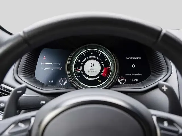 Aston Martin DB11