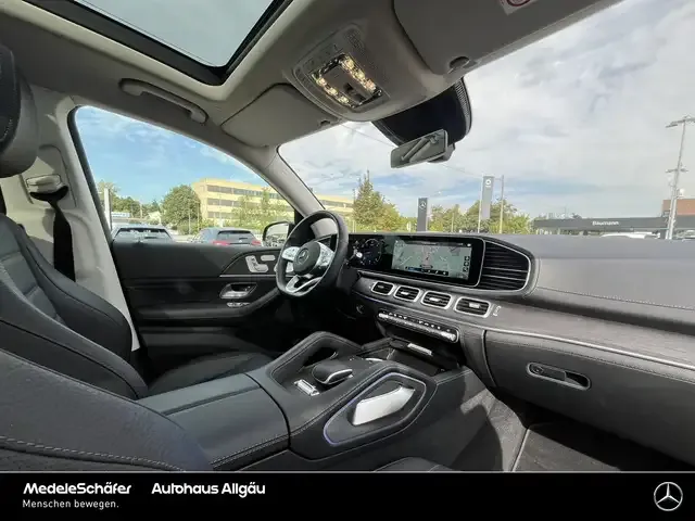 Mercedes-Benz GLS 400