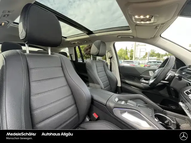 Mercedes-Benz GLS 400