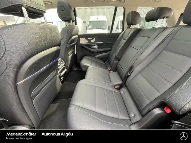 Mercedes-Benz GLS 400