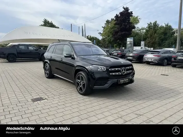 Mercedes-Benz GLS 400