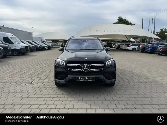 Mercedes-Benz GLS 400