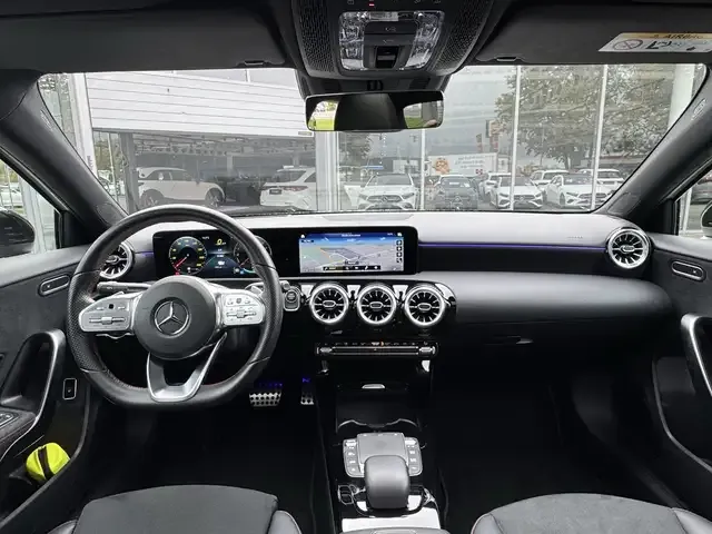 Mercedes-Benz A 250