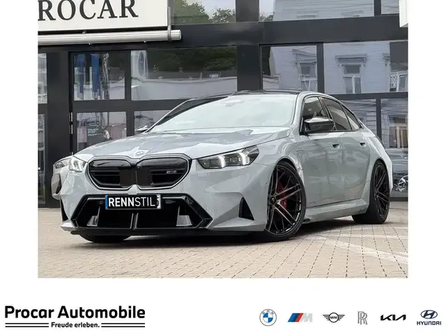 BMW M5