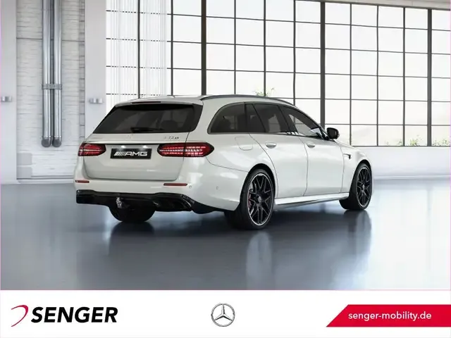 Mercedes-Benz E 63 AMG