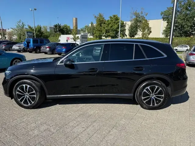 Mercedes-Benz GLC 220