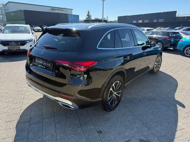 Mercedes-Benz GLC 220