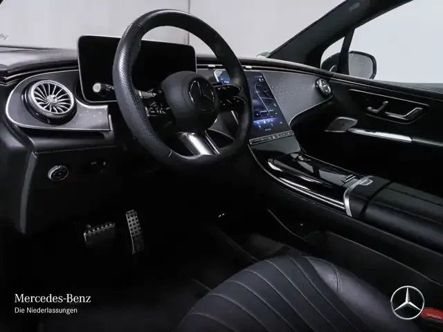 Mercedes-Benz EQE SUV