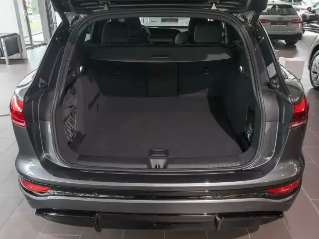 Audi Q6