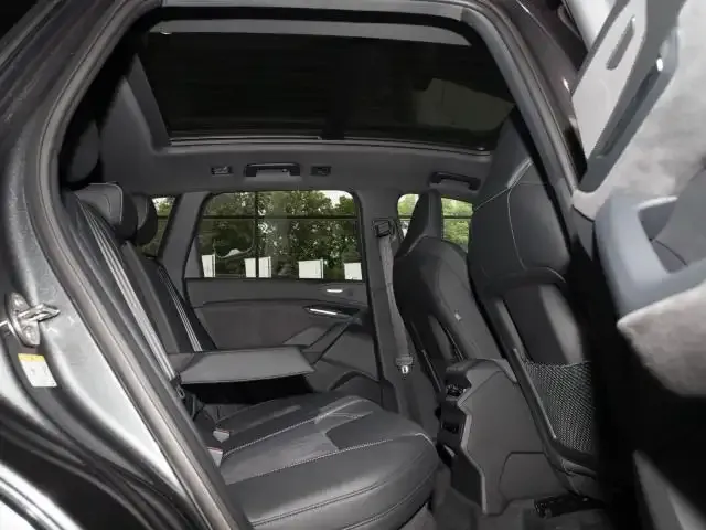 Audi Q6