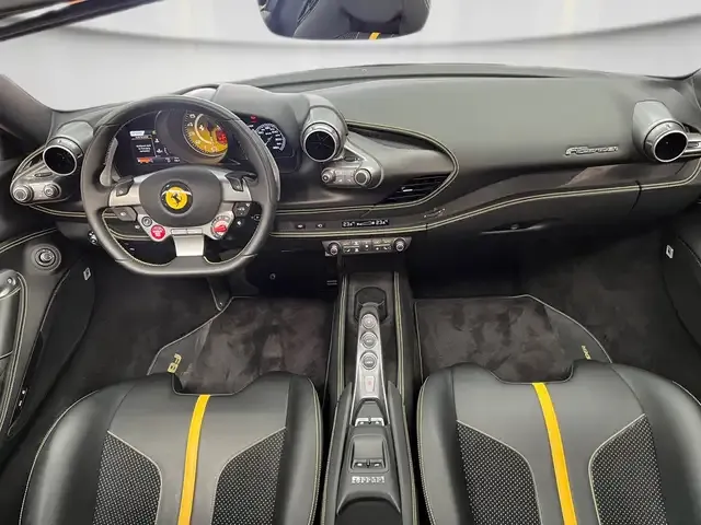 Ferrari F8 Spider