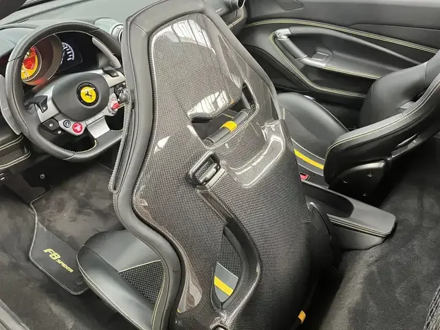 Ferrari F8 Spider