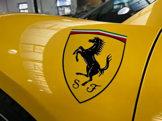 Ferrari F8 Spider