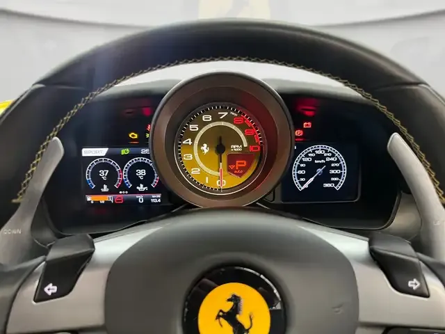 Ferrari F8 Spider