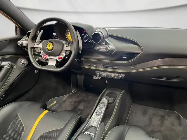 Ferrari F8 Spider