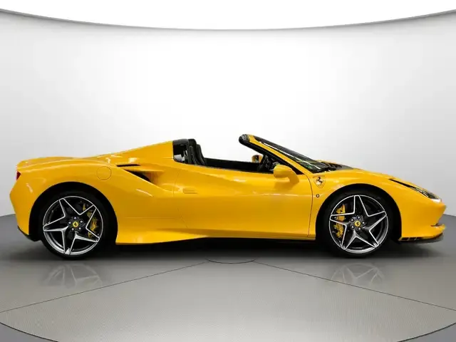Ferrari F8 Spider