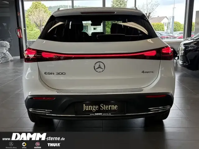 Mercedes-Benz EQA 300