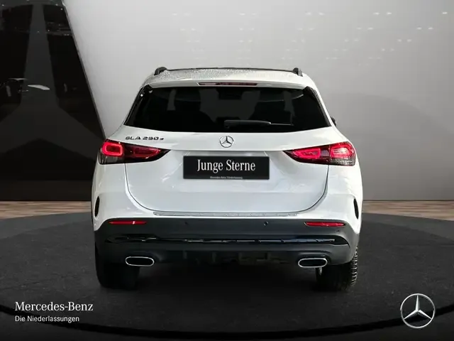 Mercedes-Benz GLA 250