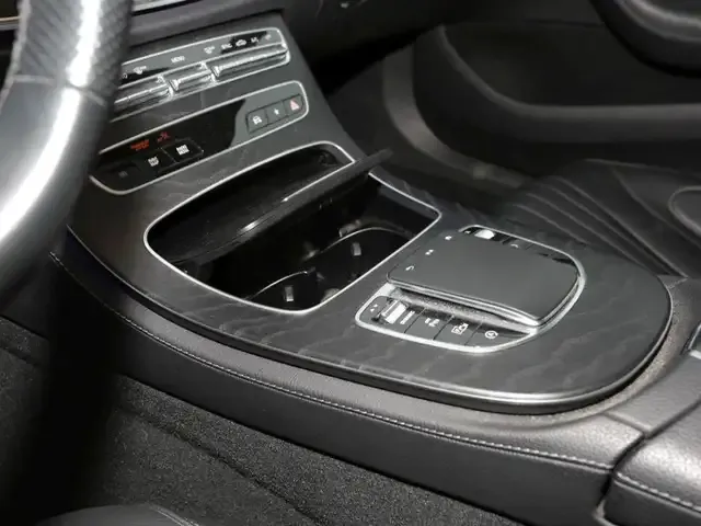 Mercedes-Benz CLS 300